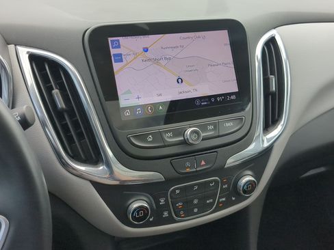 Used 2023 Chevrolet Equinox LT FWD image 20