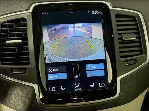 Used 2021 Volvo XC90 T6 Momentum w/ Protection Package Premier image 18