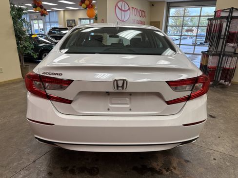 Used 2021 Honda Accord LX image 10