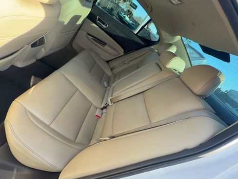 Used 2019 Acura TLX image 33