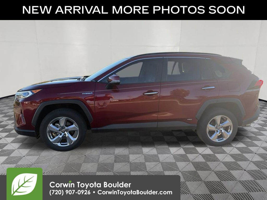 Used 2021 Toyota RAV4 Limited AWD/4WD image 4