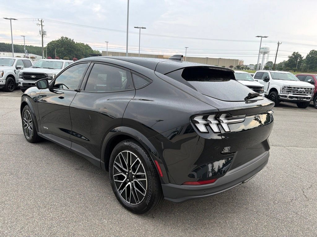 Used 2025 Ford Mustang Mach-E Premium AWD/4WD image 6