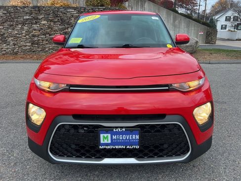 Used 2022 Kia Soul LX image 8