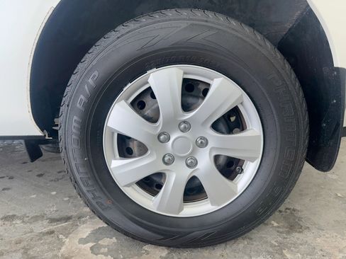 Used 2011 Nissan Rogue S image 14