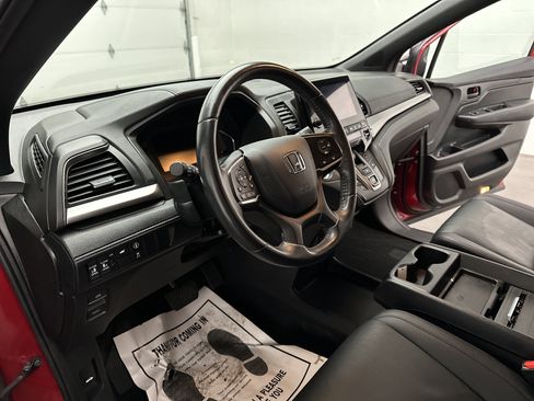 Used 2023 Honda Odyssey Sport image 15