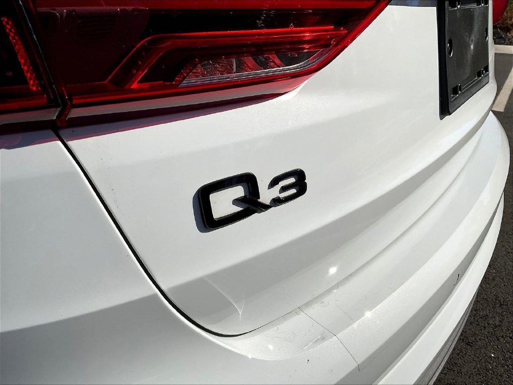 Used 2024 Audi Q3 2.0T Premium Plus w/ Premium Plus Package AWD/4WD image 26