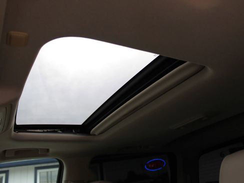 Used 2015 GMC Sierra 1500 SLT w/ SLT Crew Cab Value Package image 21