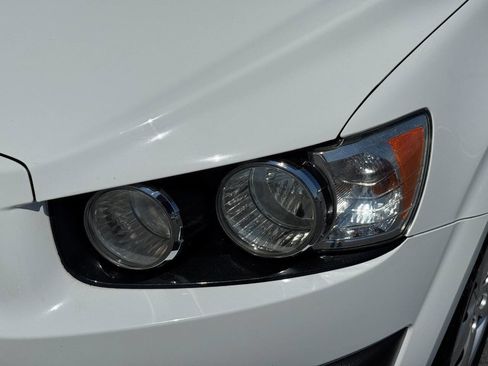 Used 2016 Chevrolet Sonic LS FWD image 40