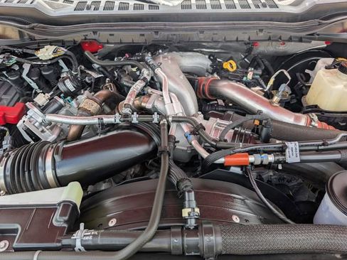 Used 2024 Ford F250 Lariat AWD/4WD image 30