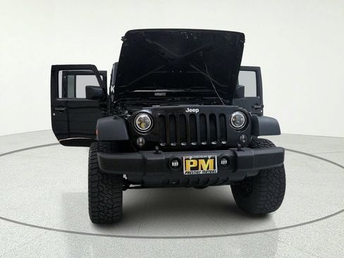 Used 2014 Jeep Wrangler Unlimited Sport w/ Quick Order Package 24S AWD/4WD image 9