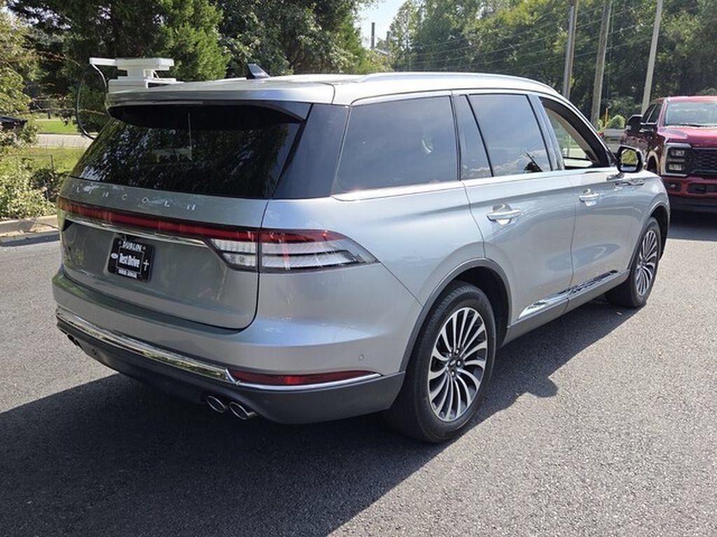 Used 2023 Lincoln Aviator Reserve w/ Equipment Group 201A AWD/4WD image 16