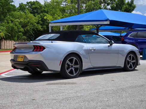 Used 2024 Ford Mustang Premium RWD image 3