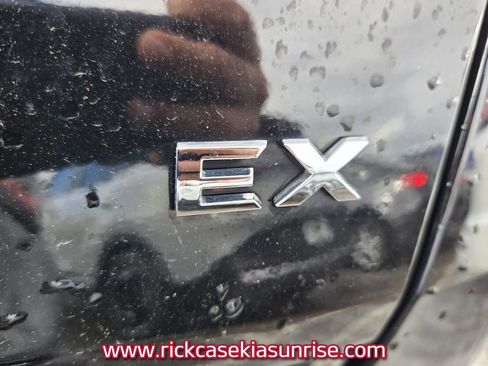 Used 2022 Kia Sportage EX image 9