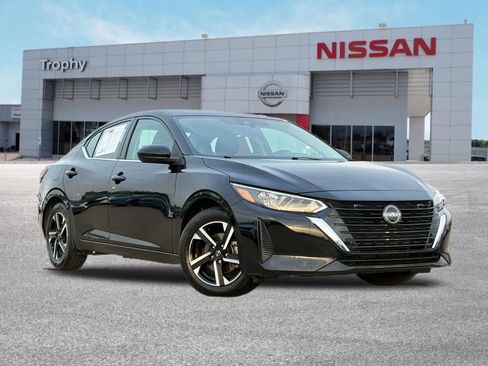 Certified 2024 Nissan Sentra SV image 1