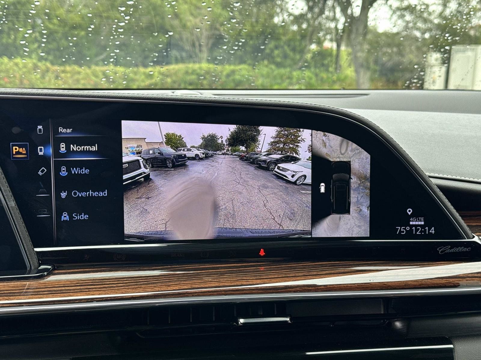 Used 2023 Cadillac Escalade Luxury RWD image 20