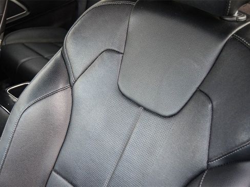 Used 2022 Kia Telluride EX w/ EX Premium Package image 25