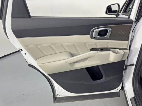 Used 2022 Kia Sorento SX image 42