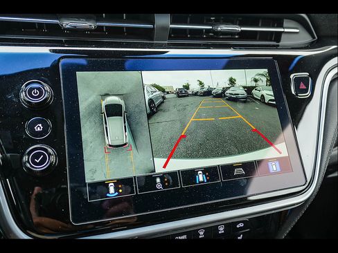 Used 2023 Chevrolet Bolt LT w/ Infotainment Package FWD image 25