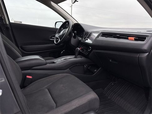 Used 2021 Honda HR-V EX image 25