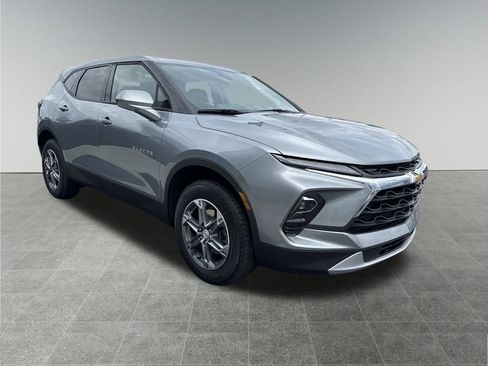 Used 2023 Chevrolet Blazer LT w/ LPO, Floor Liner Package image 8