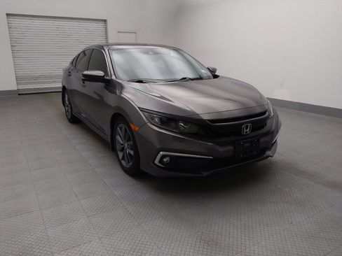 Used 2019 Honda Civic EX image 13