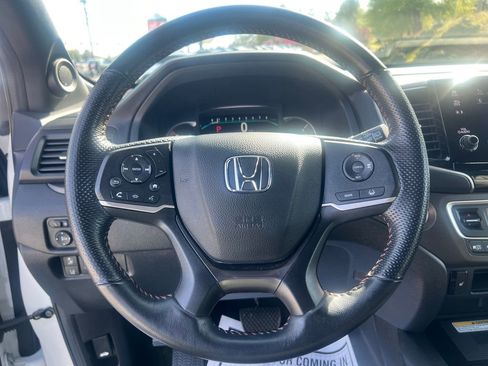 Used 2022 Honda Pilot TrailSport image 14