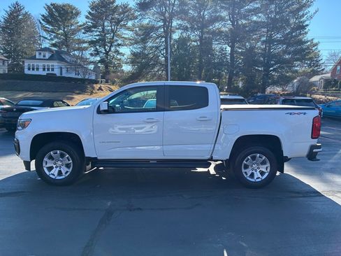 Used 2022 Chevrolet Colorado LT w/ LT Convenience Package image 12