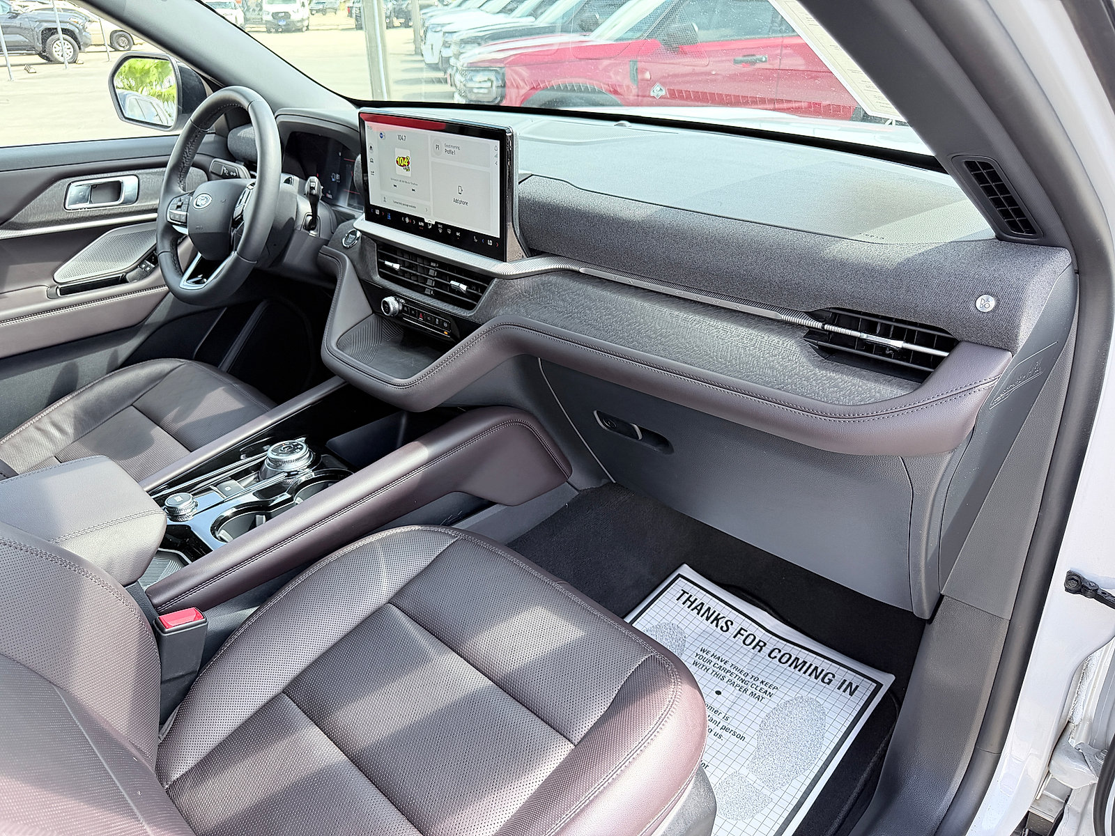 Used 2026 Ford Explorer Platinum RWD image 13
