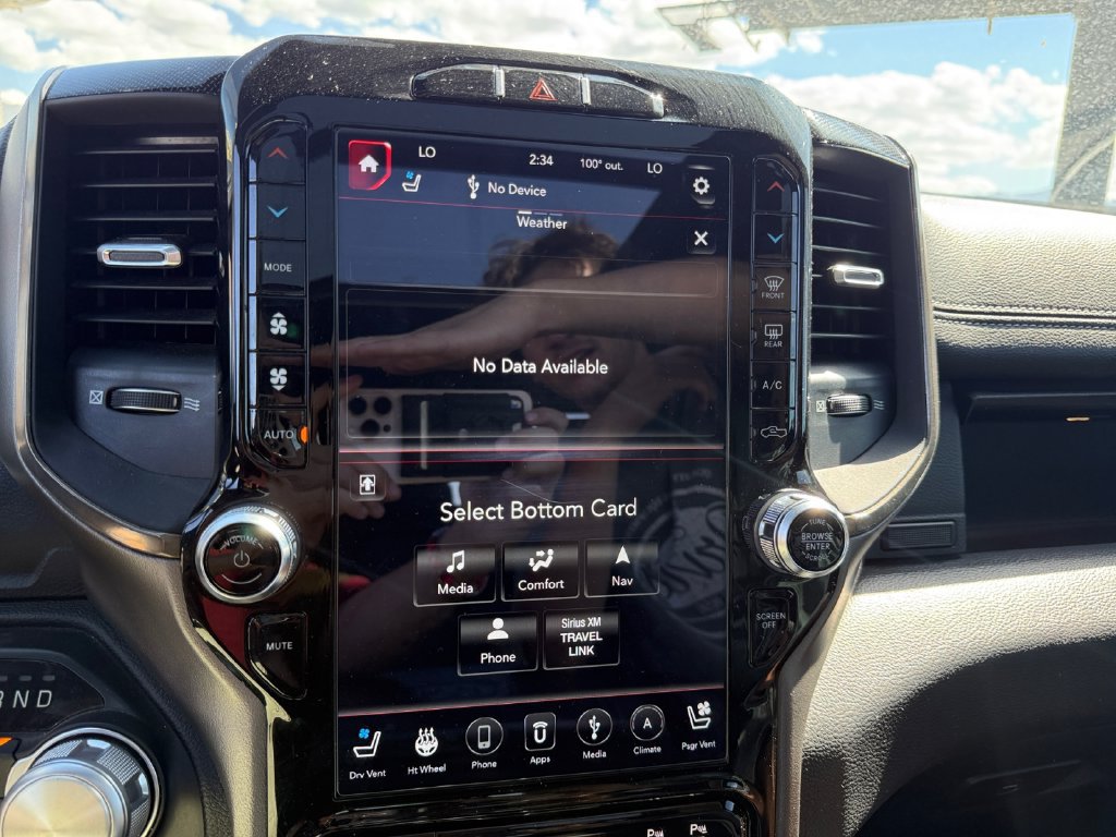 Used 2020 RAM 1500 Sport w/ Leather & Sound Group AWD/4WD image 22