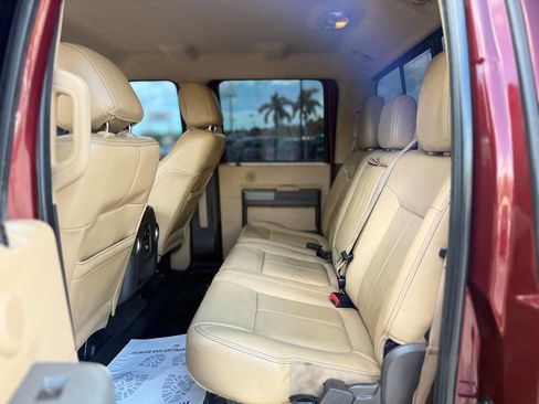 Used 2012 Ford F250 Lariat w/ Lariat Interior Pkg image 15