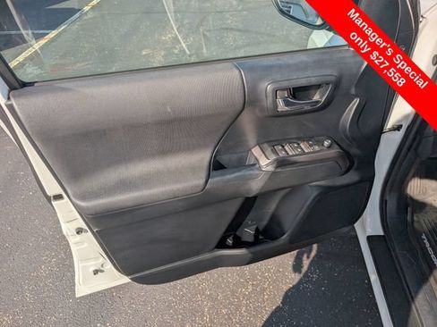 Used 2016 Toyota Tacoma TRD Sport w/ Towing Package AWD/4WD image 15
