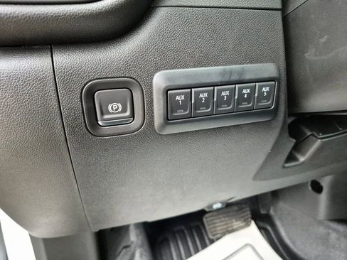 New 2025 Chevrolet Silverado 3500 W/T w/ WT Convenience Package AWD/4WD image 19