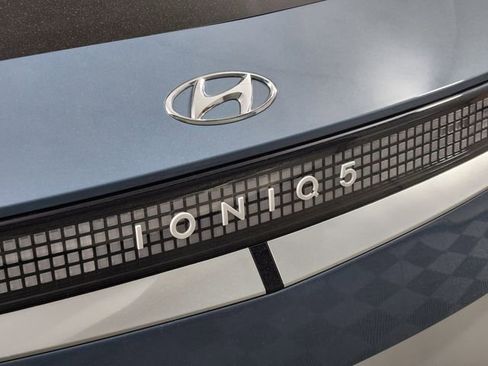 Certified 2024 Hyundai Ioniq 5 Limited AWD/4WD image 9