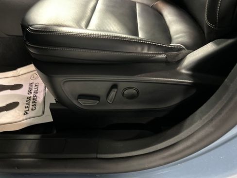 Used 2025 Ford Escape Platinum image 13