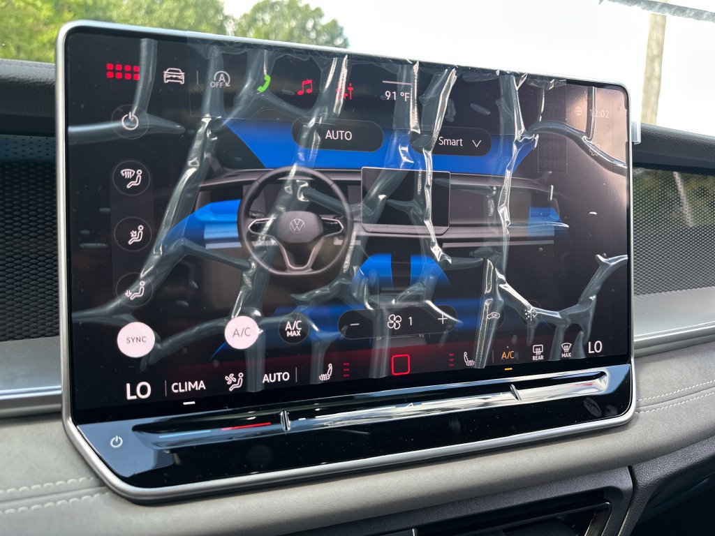 New 2026 Volkswagen Tiguan SE R-Line AWD/4WD image 16