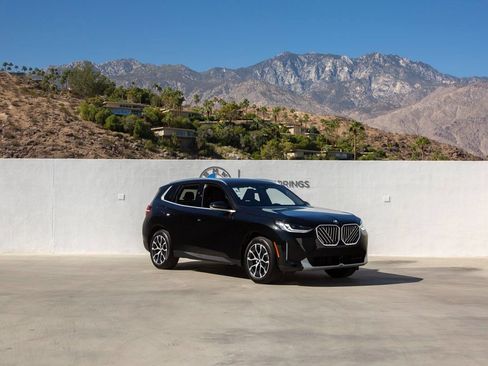 Used 2026 BMW X3 xDrive30i w/ Convenience Package AWD/4WD image 2