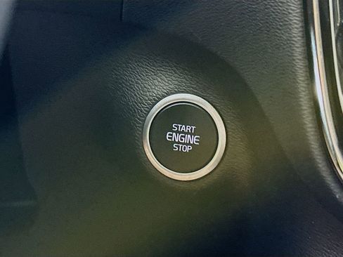 Used 2023 Volvo XC40 B5 Plus w/ Driver Assist Package image 20