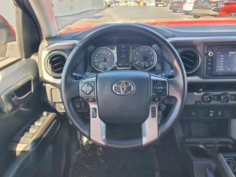 Used 2018 Toyota Tacoma SR5 image 15