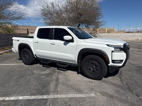 Used 2025 Nissan Frontier Pro-X w/ Pro Convenience Package image 5