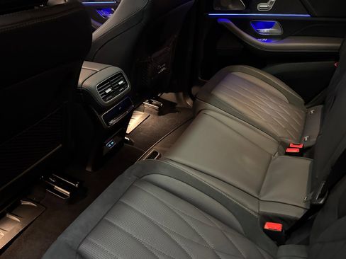 New 2026 Mercedes-Benz GLS 63 AMG 4MATIC image 16