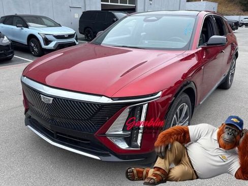 Used 2024 Cadillac Lyriq Luxury AWD/4WD image 1