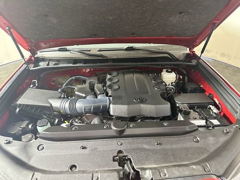 Used 2024 Toyota 4Runner SR5 image 30