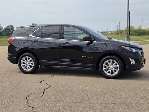 Used 2020 Chevrolet Equinox LT FWD image 4