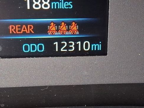 Used 2025 Toyota Corolla Cross AWD Hybrid image 19