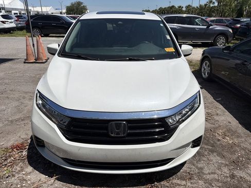 Used 2023 Honda Odyssey Touring image 5
