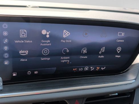 Used 2024 Buick Envision Preferred AWD/4WD image 19