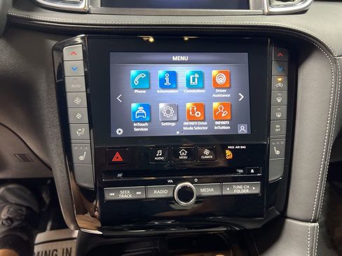 Used 2024 INFINITI QX50 Luxe image 29
