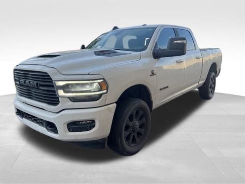 Used 2024 RAM 2500 Laramie w/ Night Edition image 9