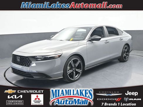 Used 2024 Honda Accord Sport image 1