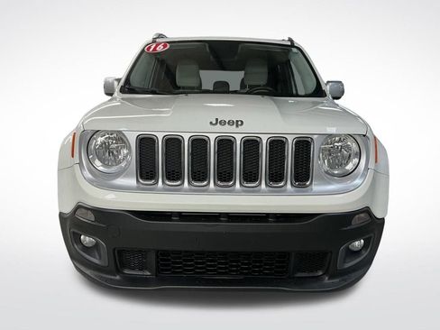 Used 2016 Jeep Renegade Limited image 9